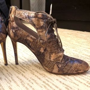 Stiletto heels Abstract Brocade Print Gold Beige Khaki Lace Up Fab